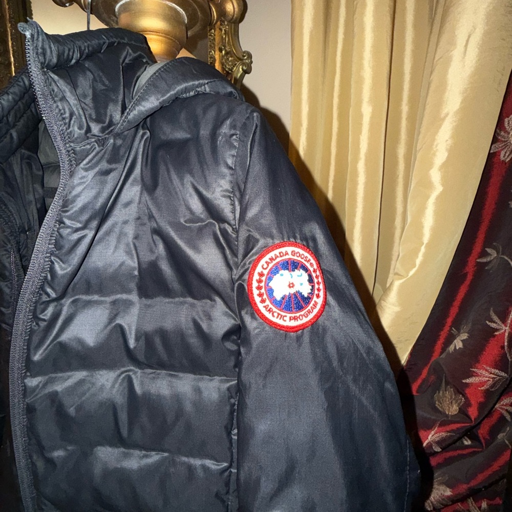 Authentic Canada Goose Black Quilted Down Jacket with Signature Patch Size XS - Picture 9 of 9